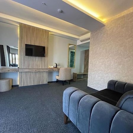 Sevcan Hotel Istanboel Buitenkant foto