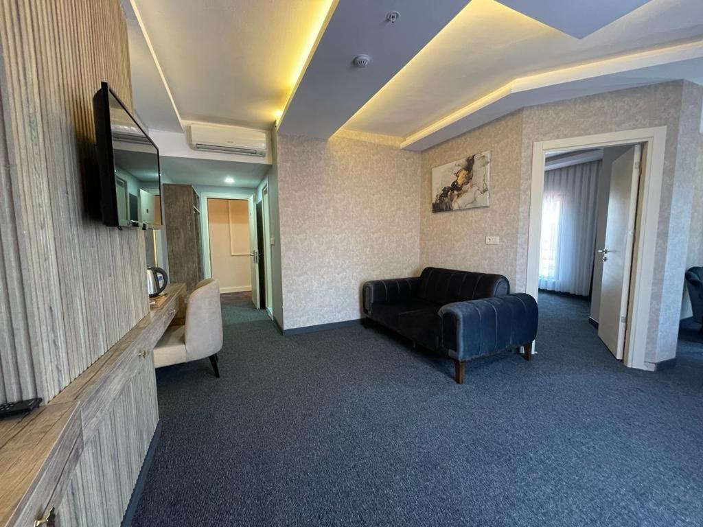 Sevcan Hotel Istanboel Buitenkant foto