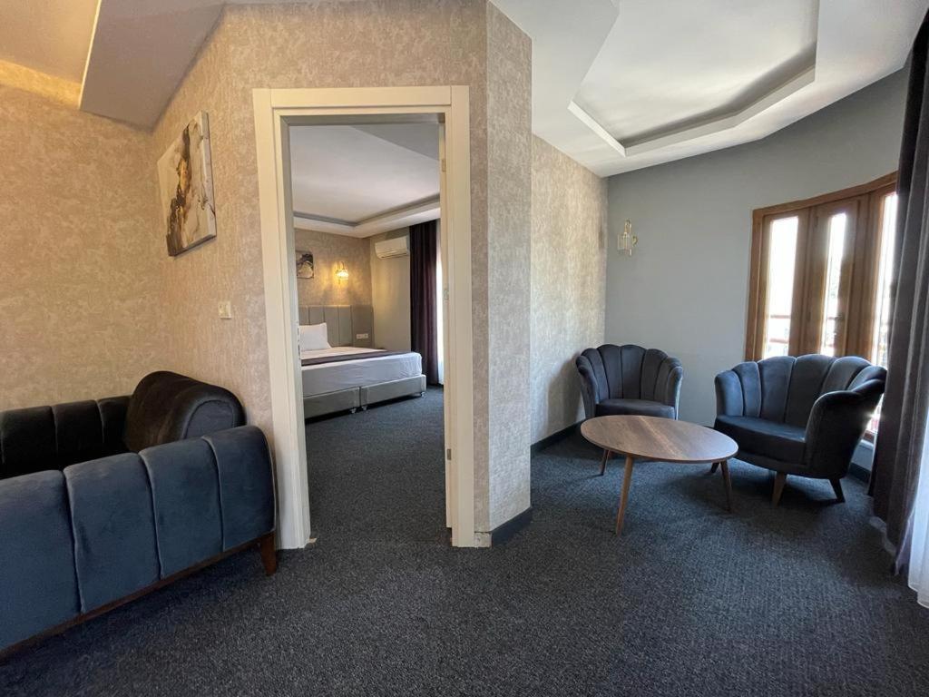 Sevcan Hotel Istanboel Buitenkant foto