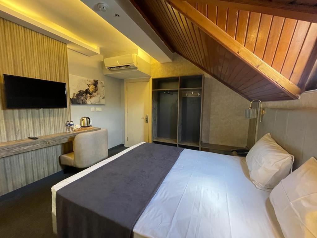 Sevcan Hotel Istanboel Buitenkant foto