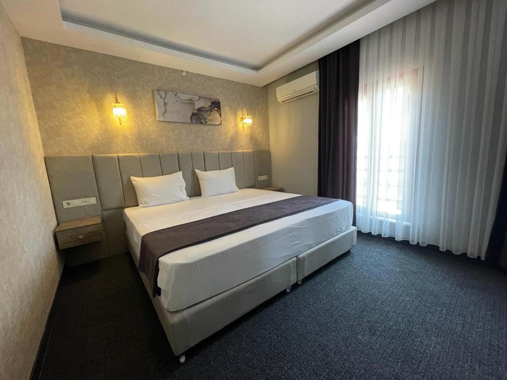 Sevcan Hotel Istanboel Buitenkant foto