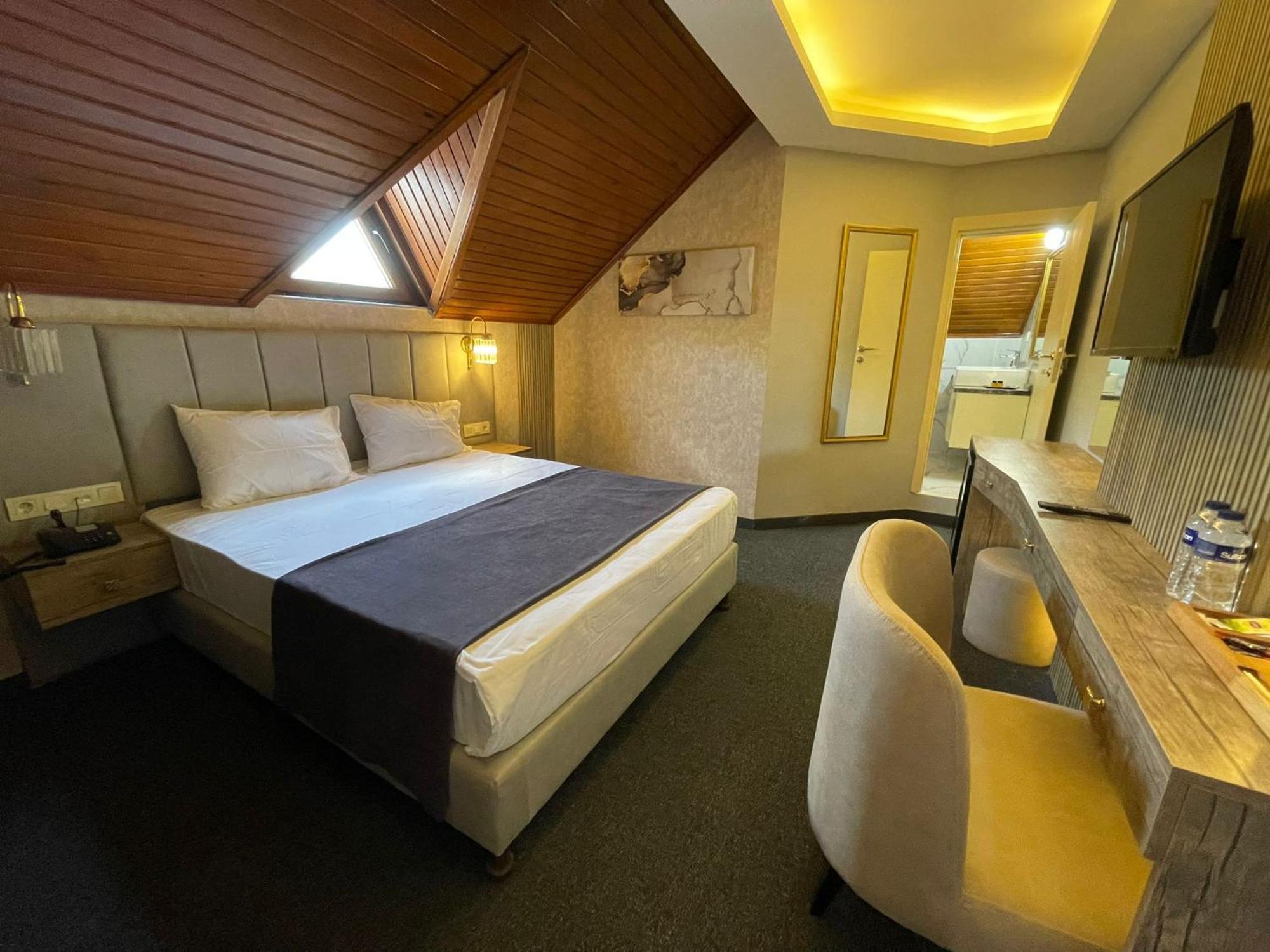 Sevcan Hotel Istanboel Buitenkant foto